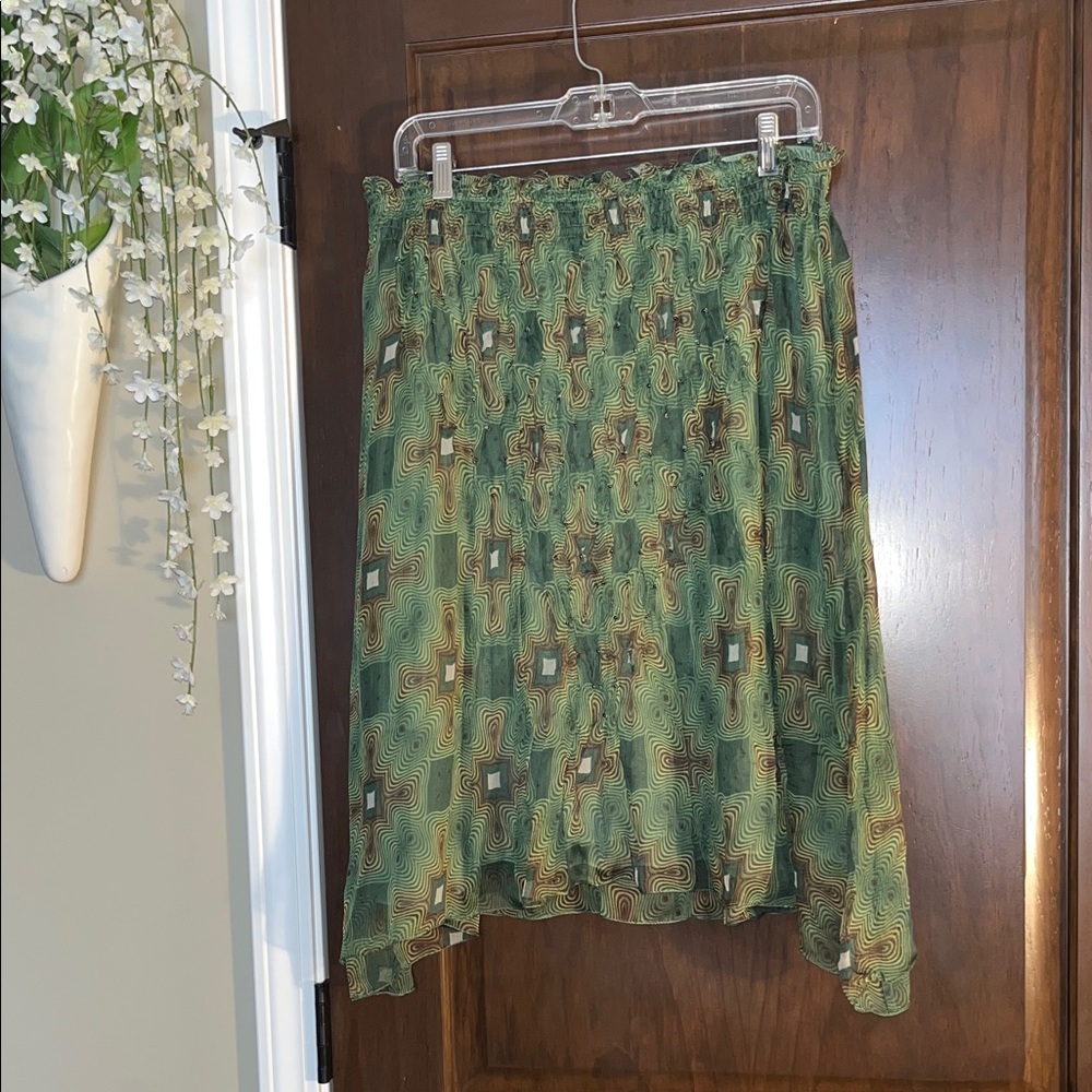 Max Studio Silk Green Patterned A-Line Skirt